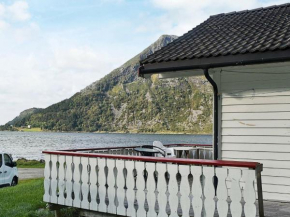 7 person holiday home in Selje